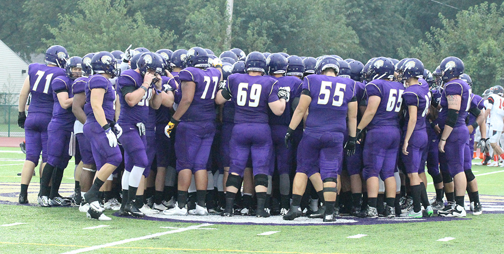 Tigers fall to No. 22 St. Francis (IL) in season finale