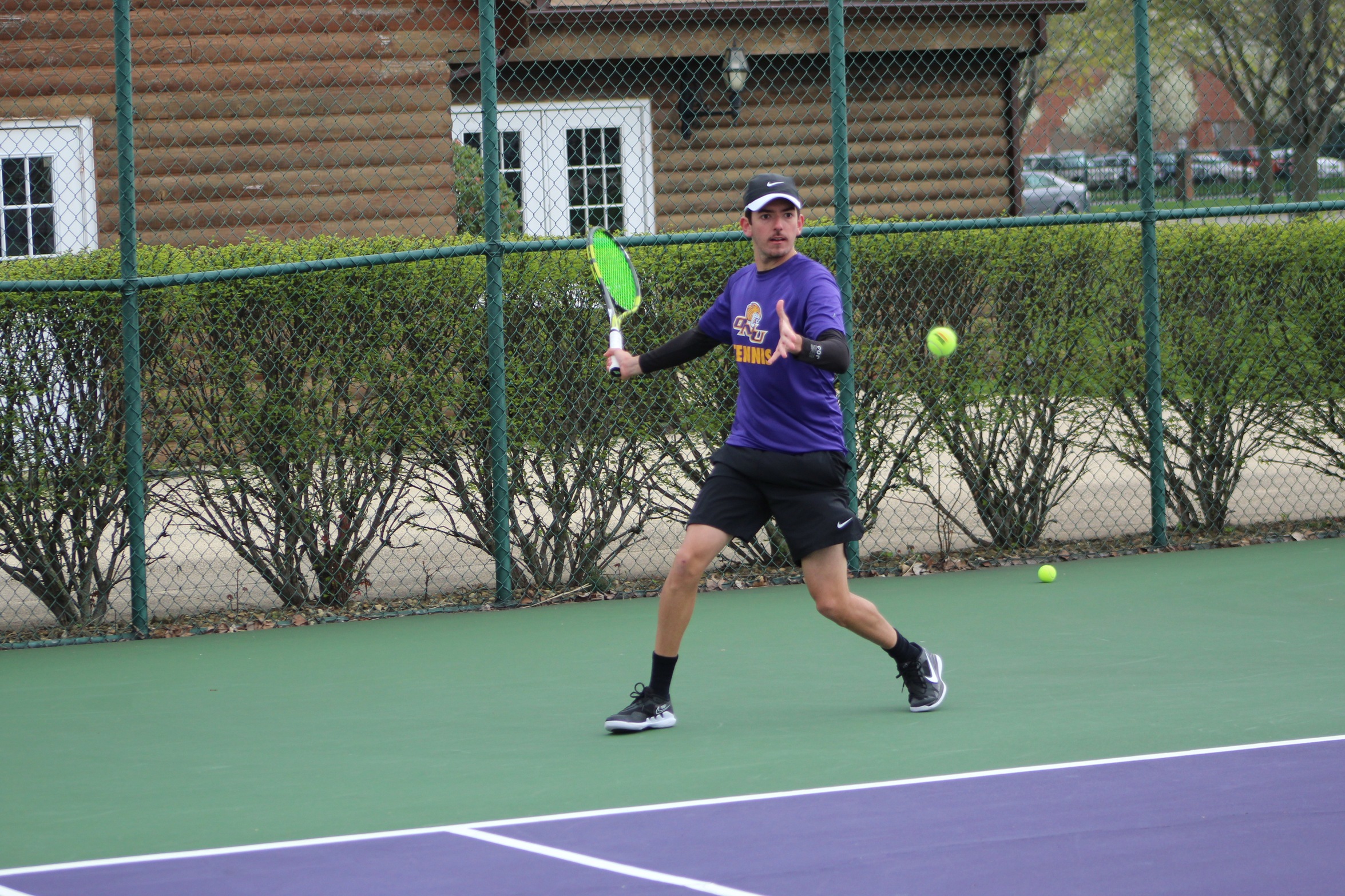 DOUBLES POINT NOT ENOUGH AS TIGERS FALL 5-2 TO FORESTERS