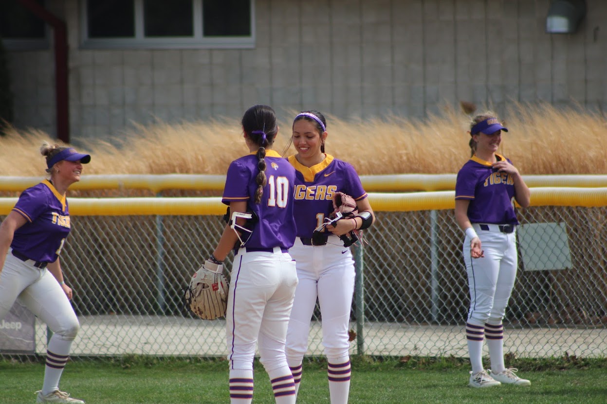 TIGERS BATTLE THROUGH THREE GAMES, FINISHING 2-1