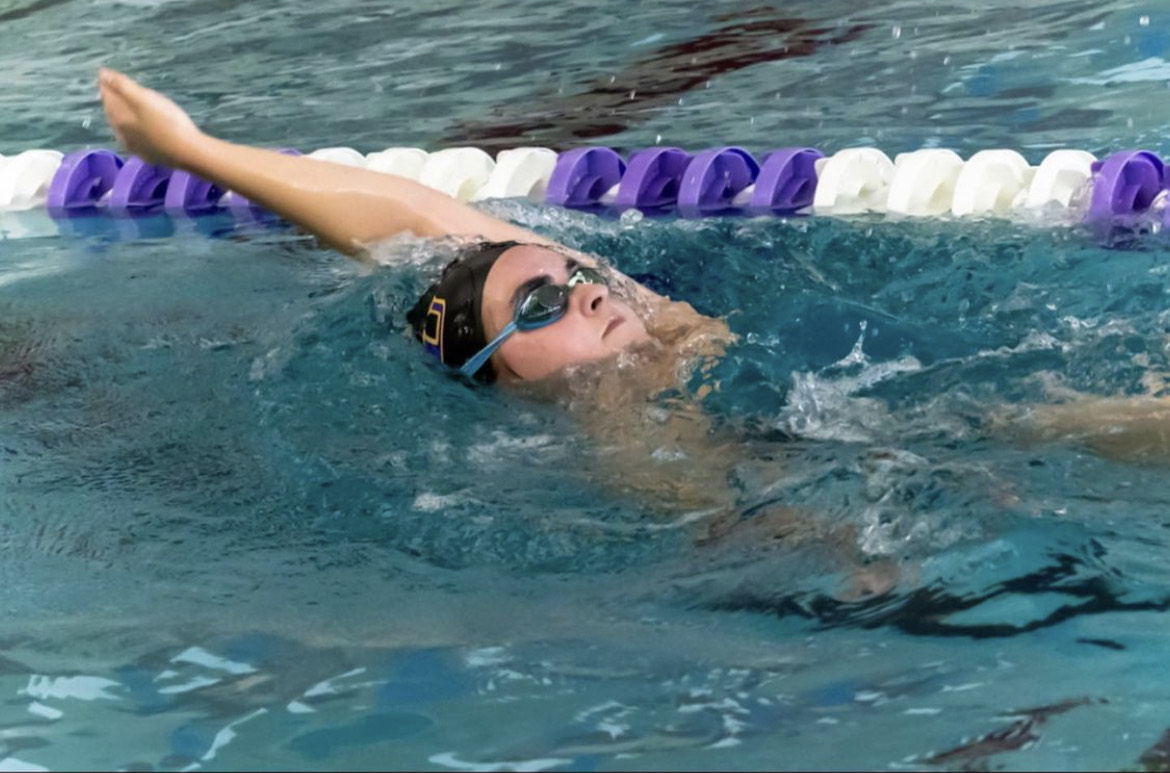 WOMEN'S SWIM TAKES SECOND AT THE WHEATON COLLEGE INVITE