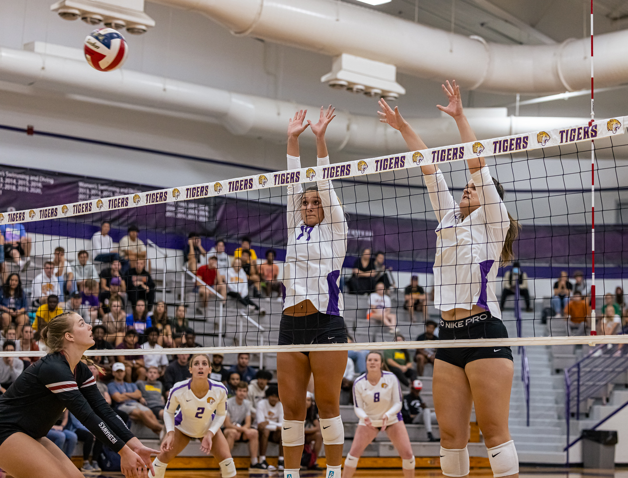 DESPITE QUICK START, TIGERS DROP MATCH AT SAINT X